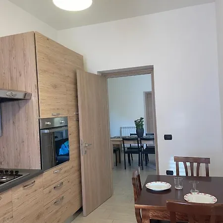 Kris87 A 5 Minuti Dal Porto Daire
